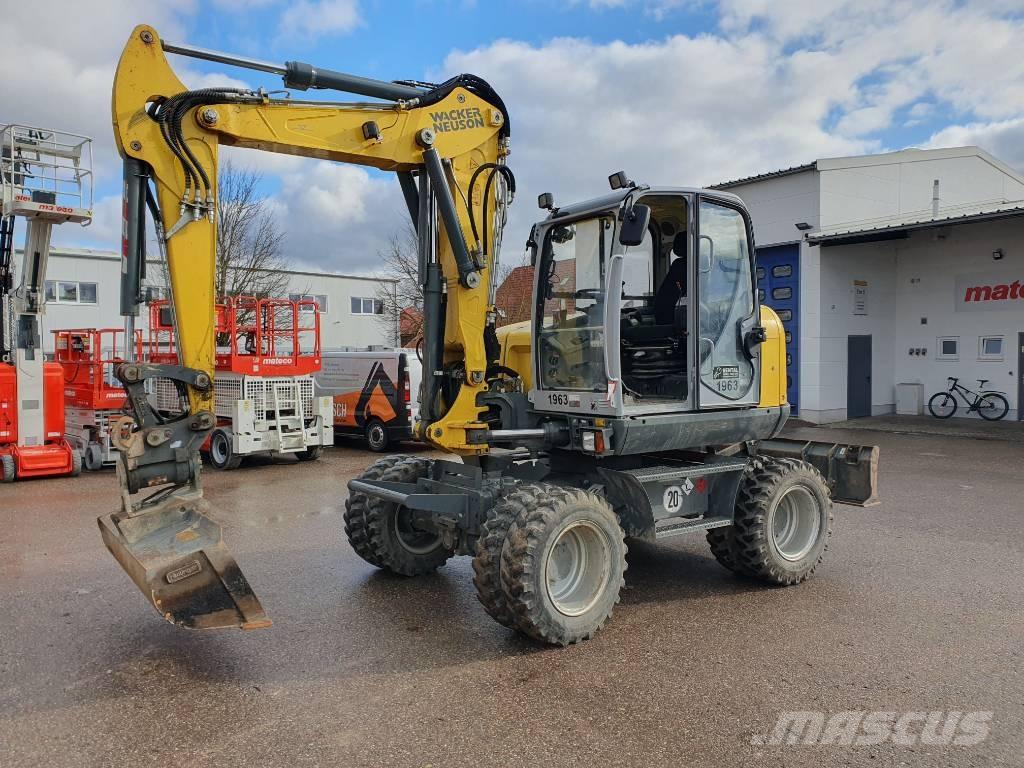 Wacker Neuson EW100 Excavatoare cu roti