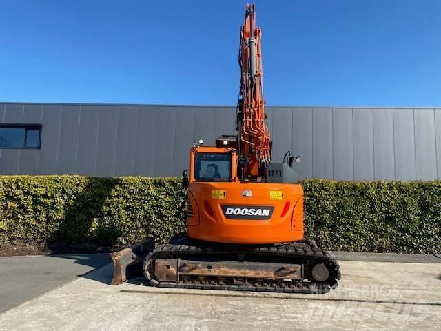 Doosan DX140 LCR-5 Excavatoare pe șenile
