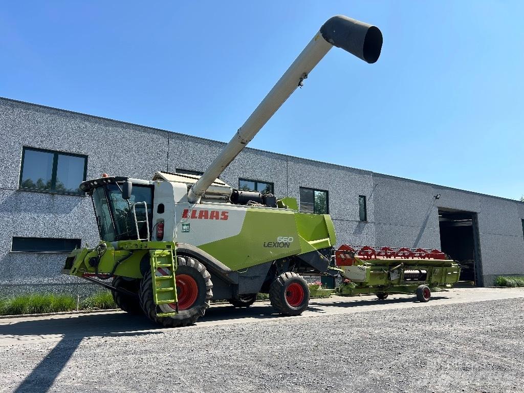 CLAAS Lexion 660 Combine de secerat