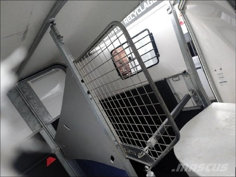  FAUTRAS PROVAN Remorci transport animale