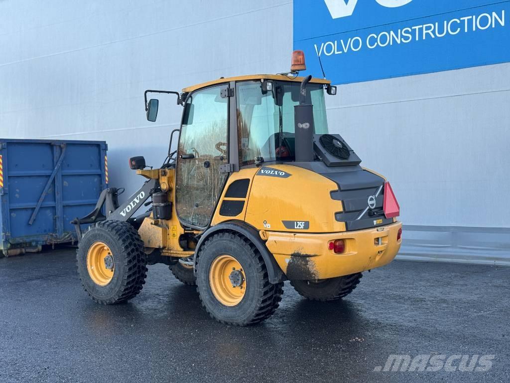 Volvo L 25 F Incarcator pe pneuri