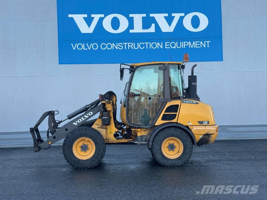 Volvo L 25 F Incarcator pe pneuri