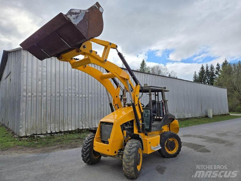 JCB 2CX Incarcator pe pneuri