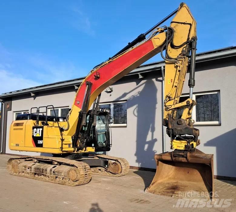 CAT 326 F L Excavatoare pe șenile
