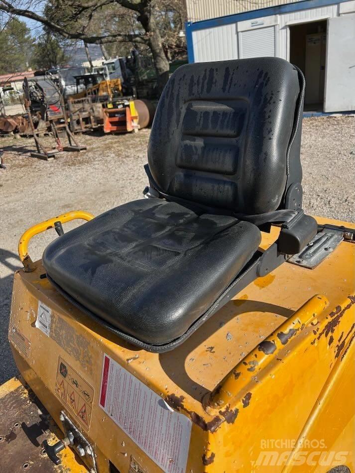 Thwaites Mach 201 Minitractor de teren