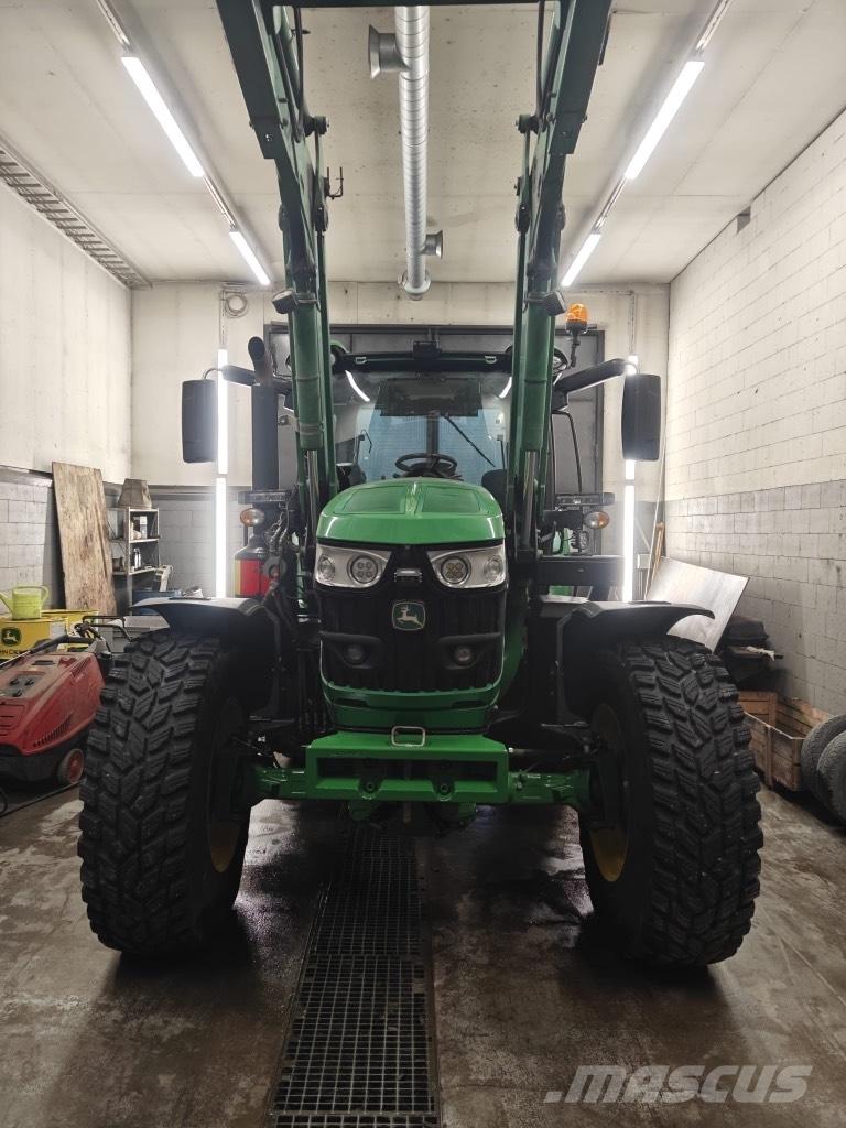 John Deere 6155 R Tractoare