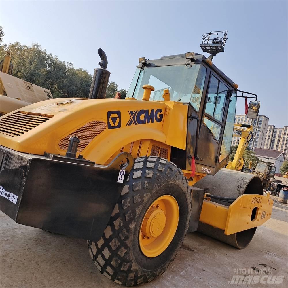 XCMG XS 143 Compactoare monocilindrice