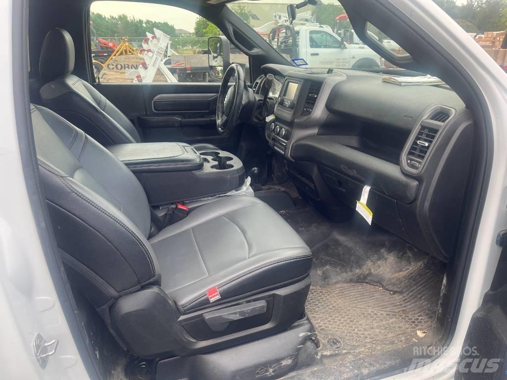 RAM 5500 Camioane platforma/prelata