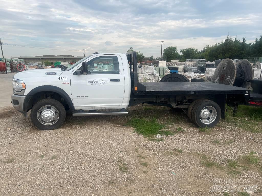 RAM 5500 Camioane platforma/prelata