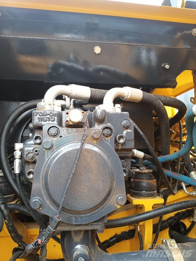 Komatsu PC 160 Excavatoare pe șenile
