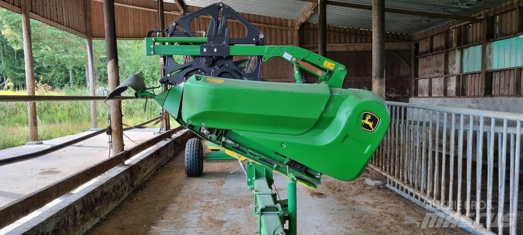 John Deere 625 X Combine capete pentru culegatoare