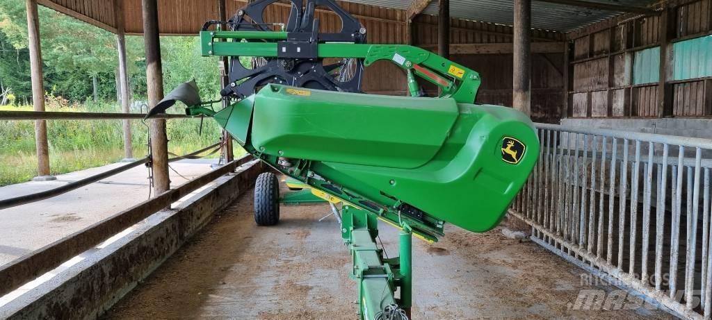 John Deere 625 X Combine capete pentru culegatoare