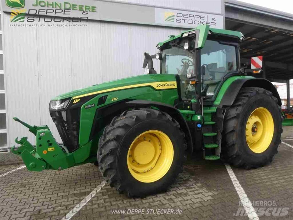 John Deere 8R 370 Tractoare