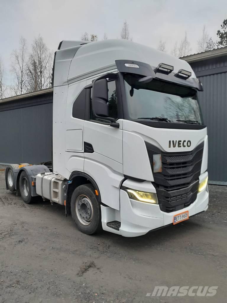 Iveco S-Way AS 440 Autotractoare