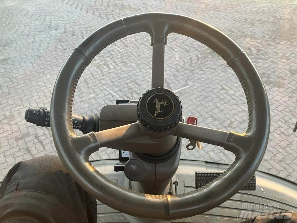 John Deere 8600 Culegatoare de nutret