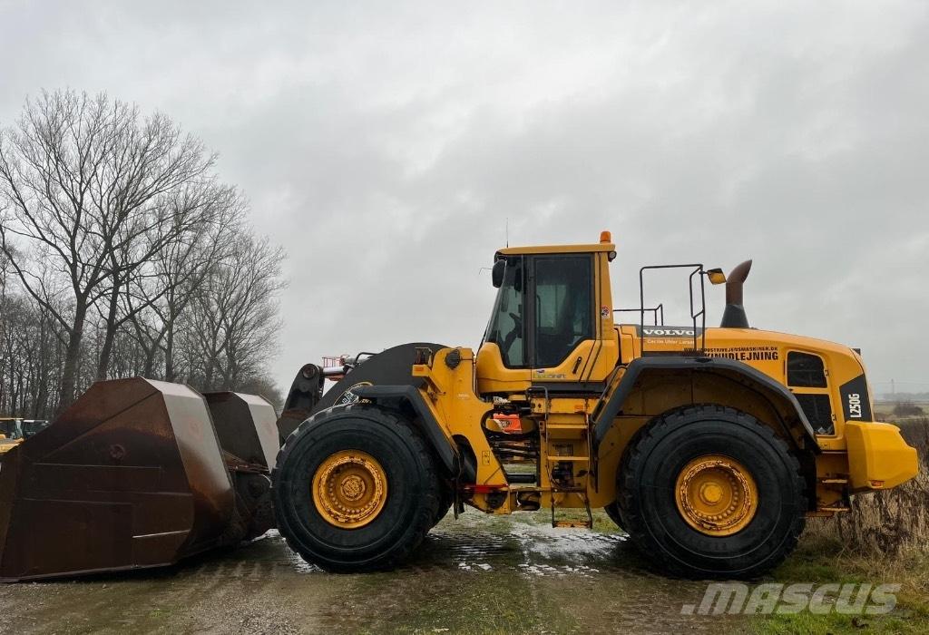 Volvo L 250 G Incarcator pe pneuri