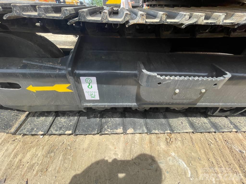 Komatsu PC 130 Excavatoare pe șenile
