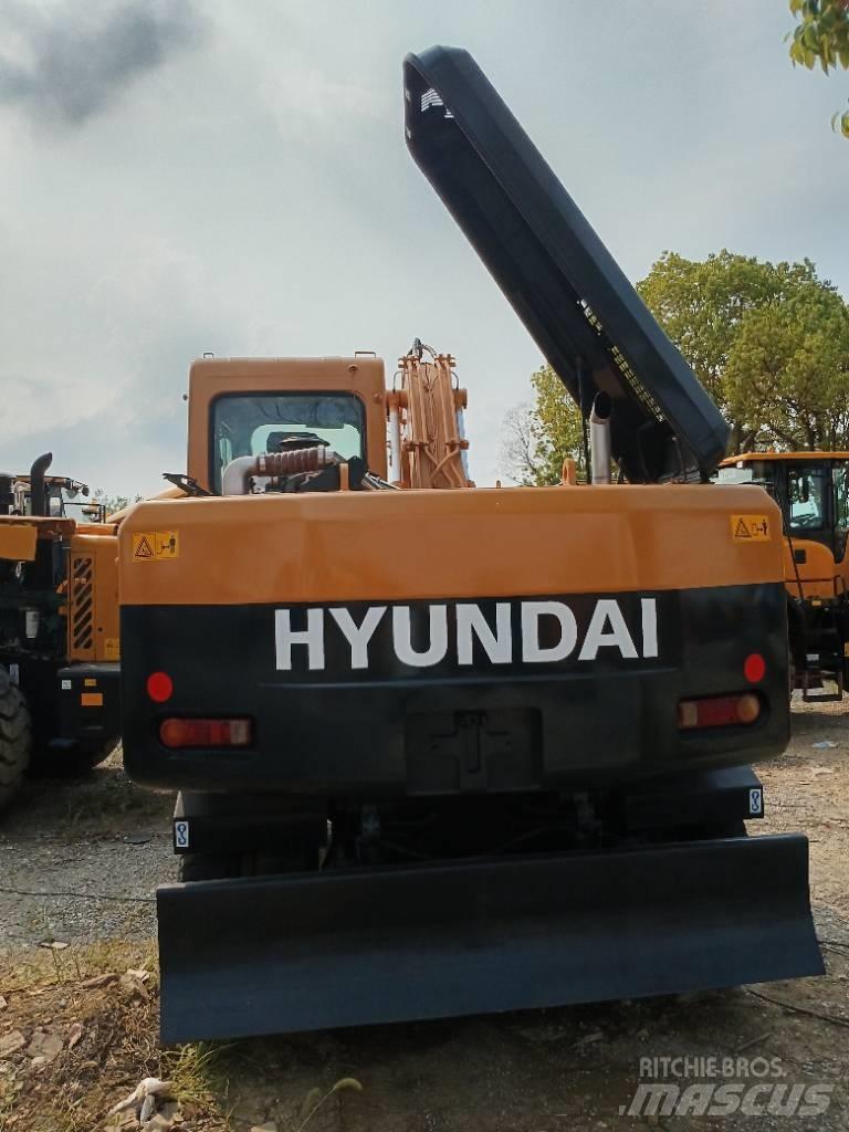 Hyundai 150W-9 Excavatoare pe șenile
