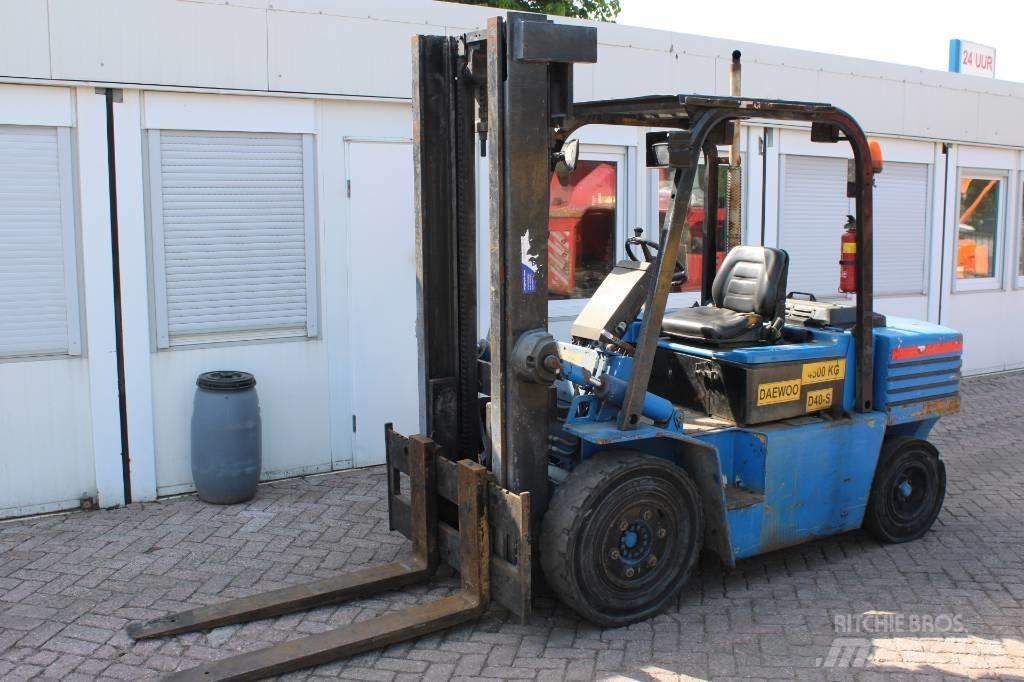 Daewoo D 40 S Stivuitor diesel