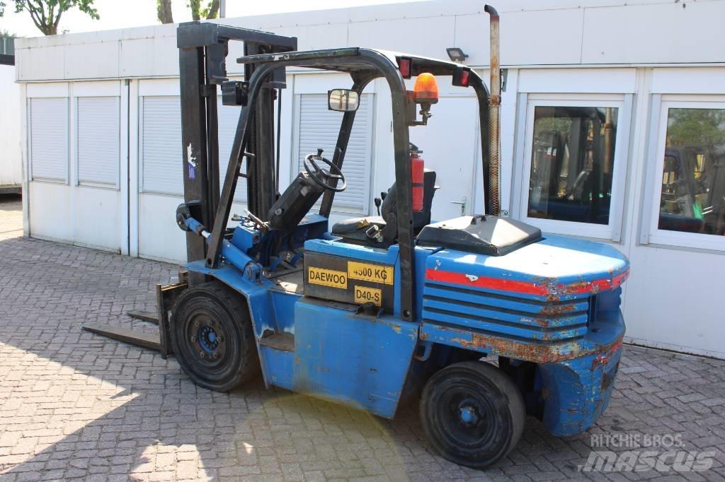 Daewoo D 40 S Stivuitor diesel