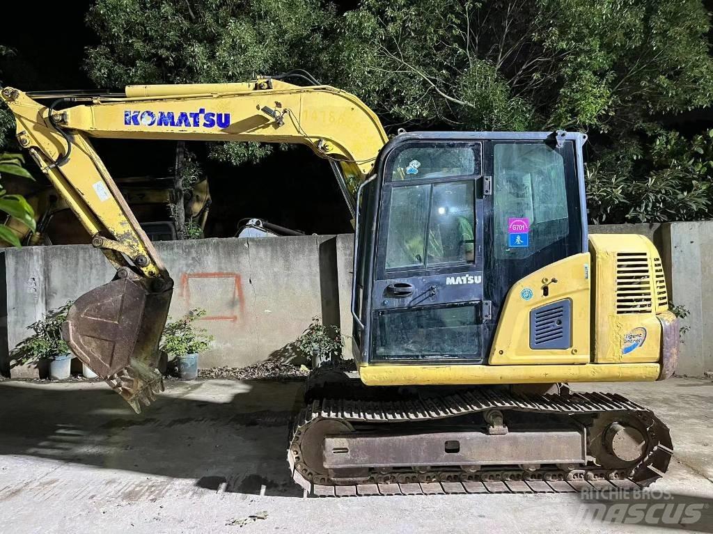 Komatsu PC 70-8 Excavatoare pe șenile
