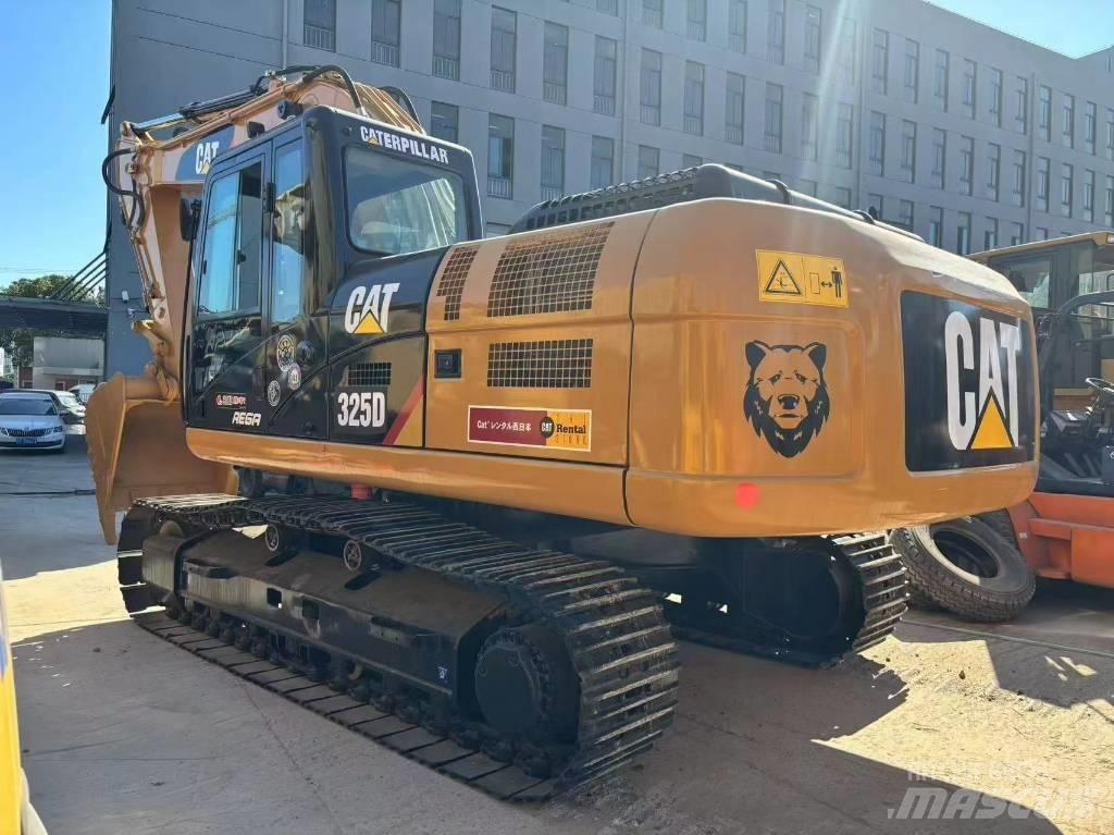 CAT 325 D Excavatoare pe șenile
