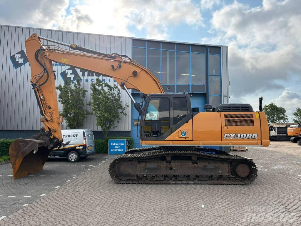 CASE CX300D Excavatoare pe șenile
