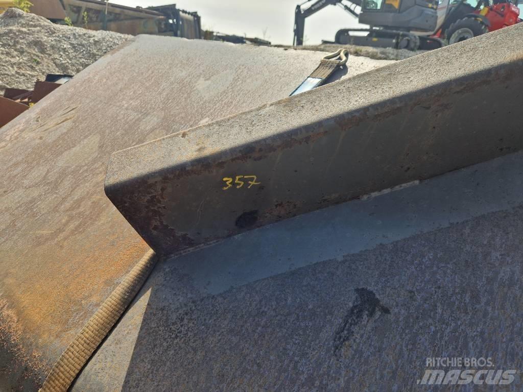 Volvo L 180 Pistoane