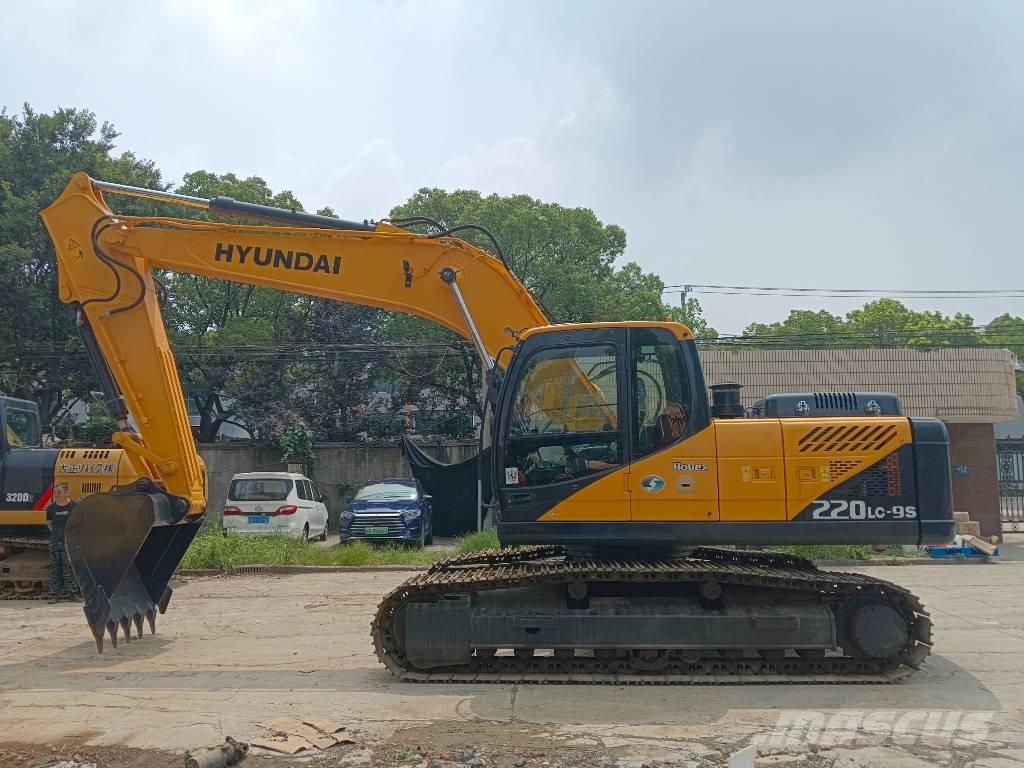 Hyundai 220LC-9S Excavatoare pe șenile
