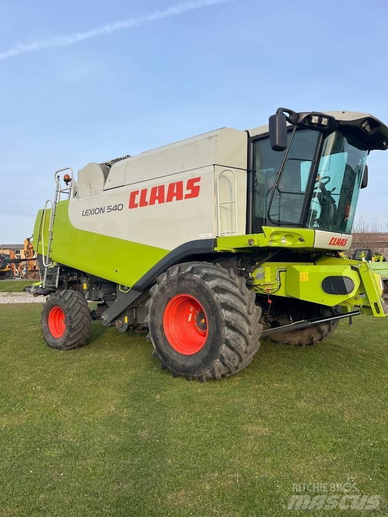 CLAAS LEXION 540 Combine de secerat