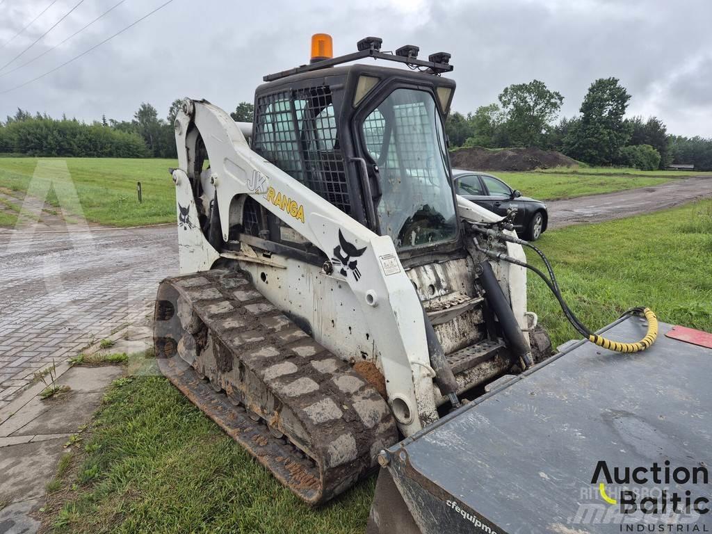 Bobcat T 320 Încarcatoare cu excavator