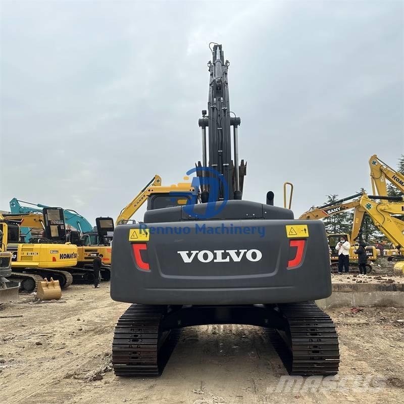 Volvo EC 240 Excavatoare pe șenile
