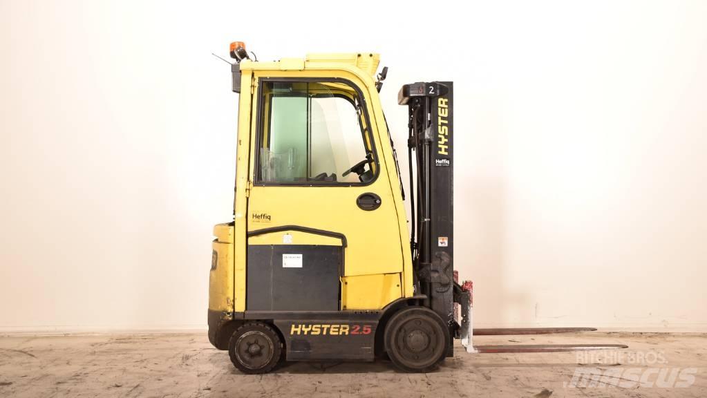 Hyster E2.5XN-80 Stivuitor electric