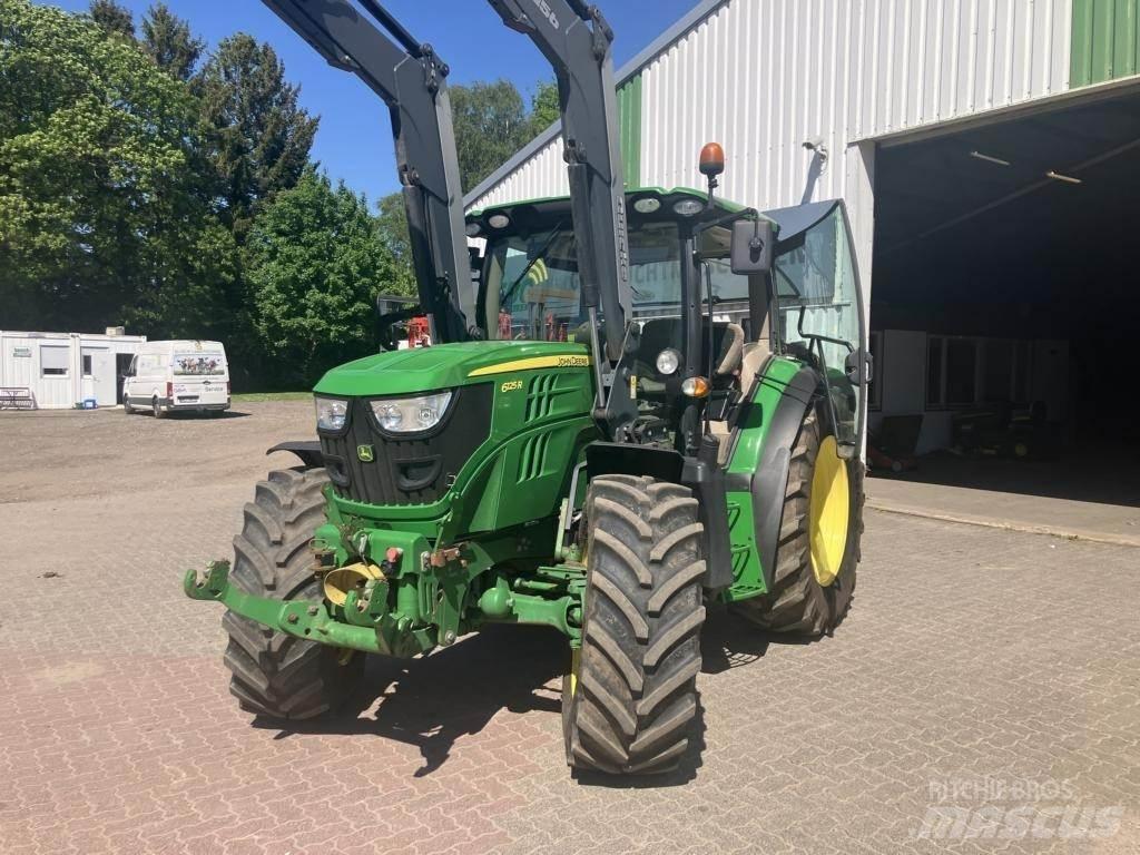 John Deere 6125R Tractoare