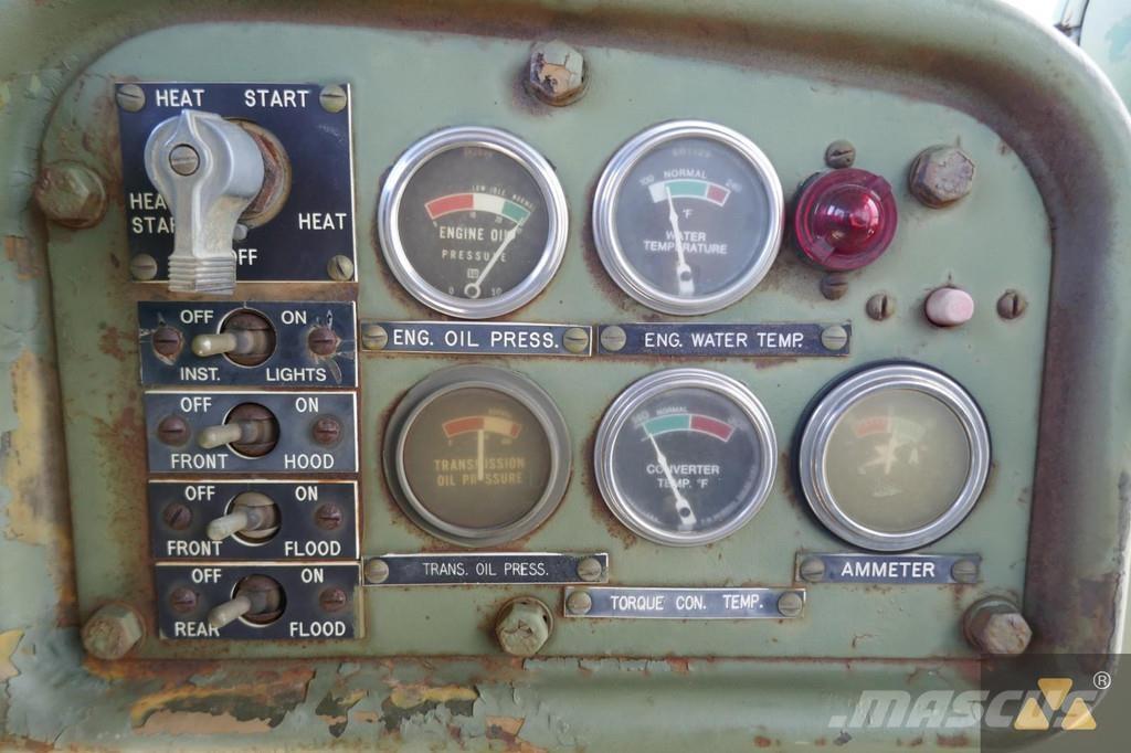 CAT D7F Ex-army Buldozere pe senile