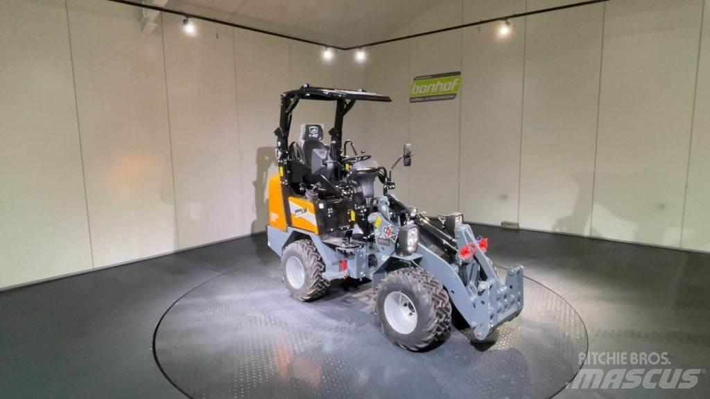 GiANT G 1500 X-TRA Incarcator pe pneuri
