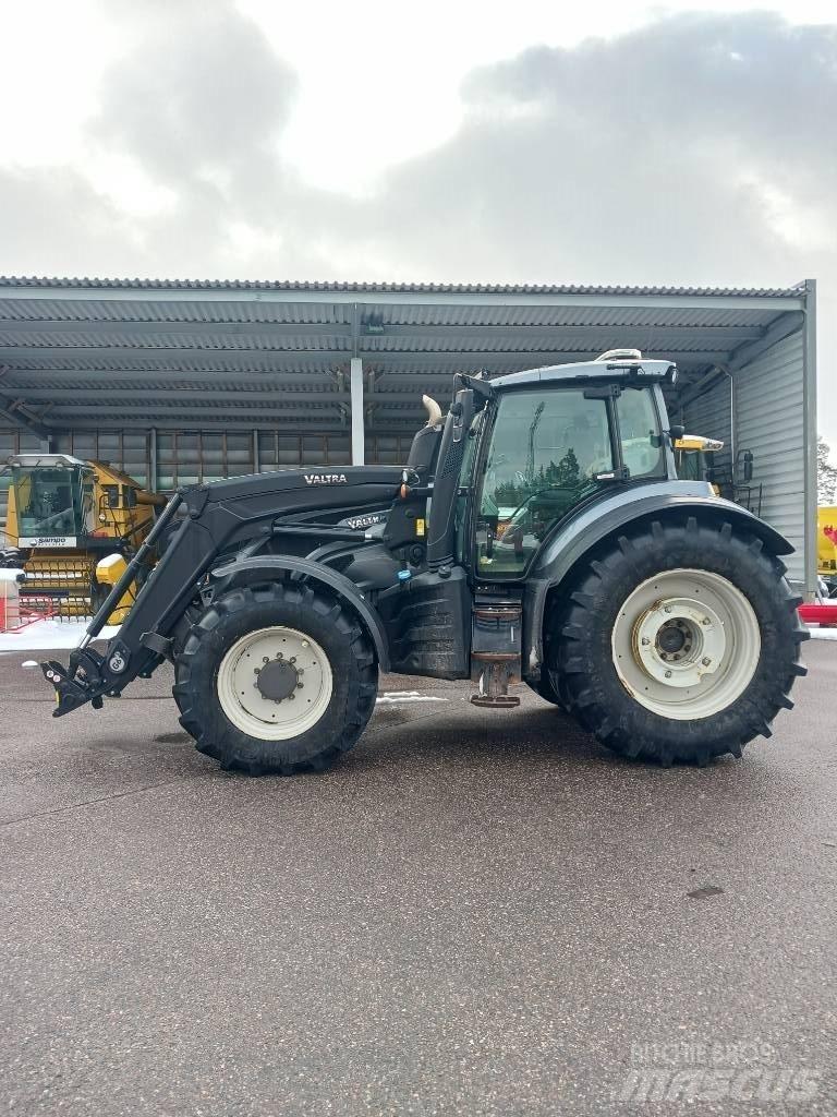 Valtra T 194 Versu Tractoare