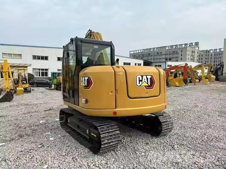 CAT 307 Excavatoare pe șenile
