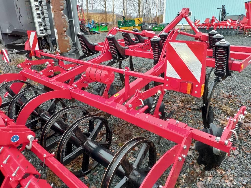 Horsch Terrano 3 FX Cultivatoare