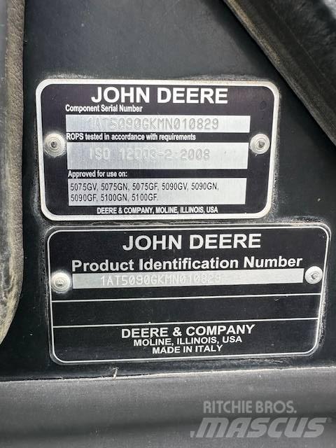 John Deere 5090 GN Tractoare