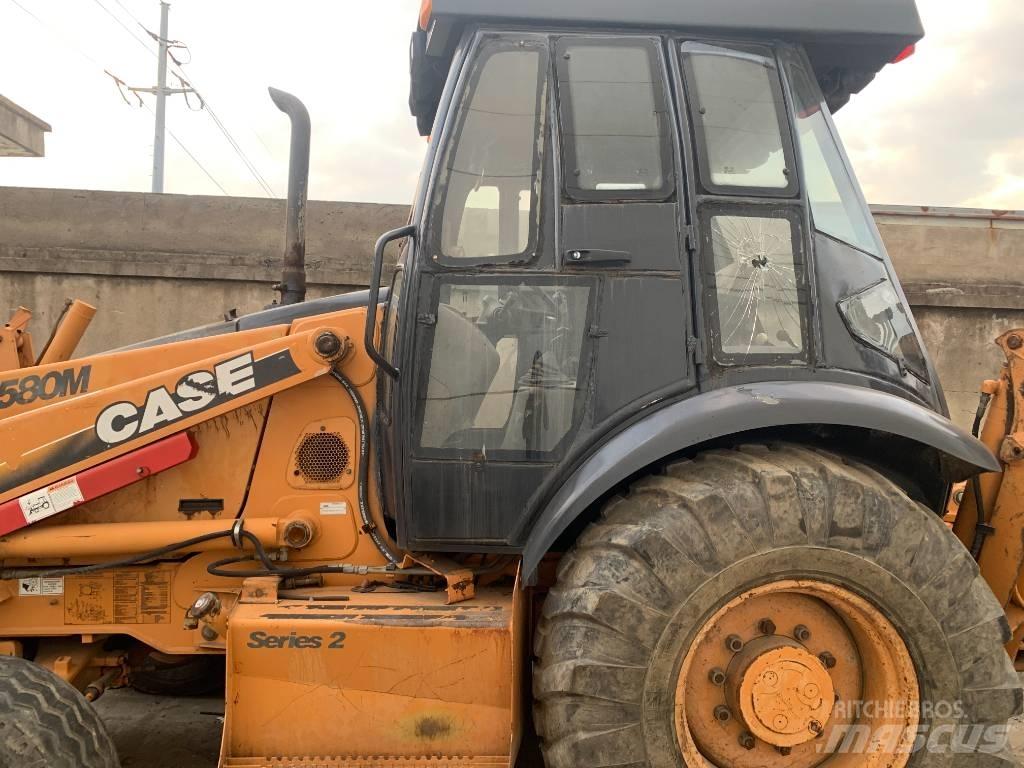 CASE 580 M Buldoexcavatoare