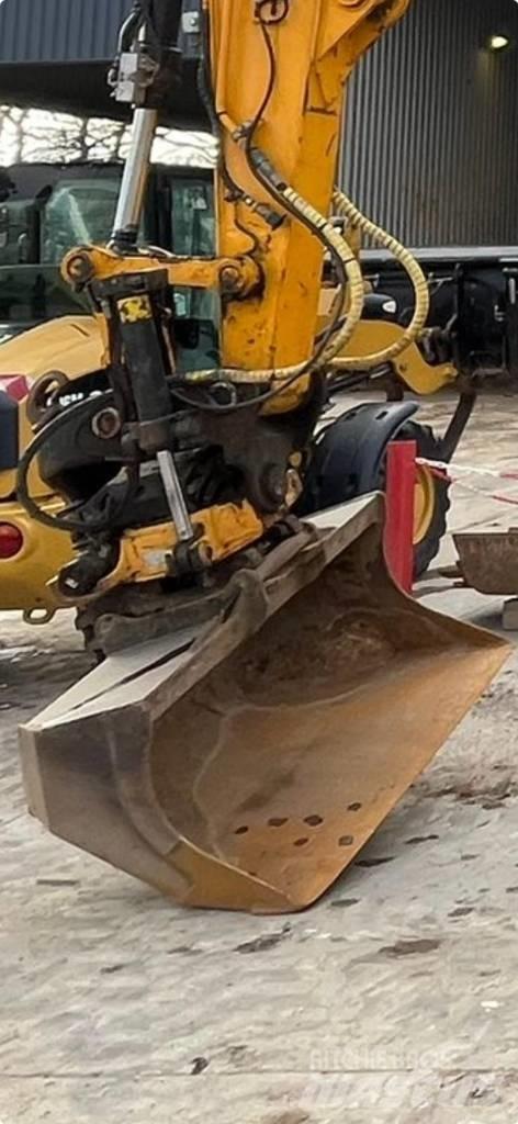 JCB JS 145 W Excavatoare cu roti