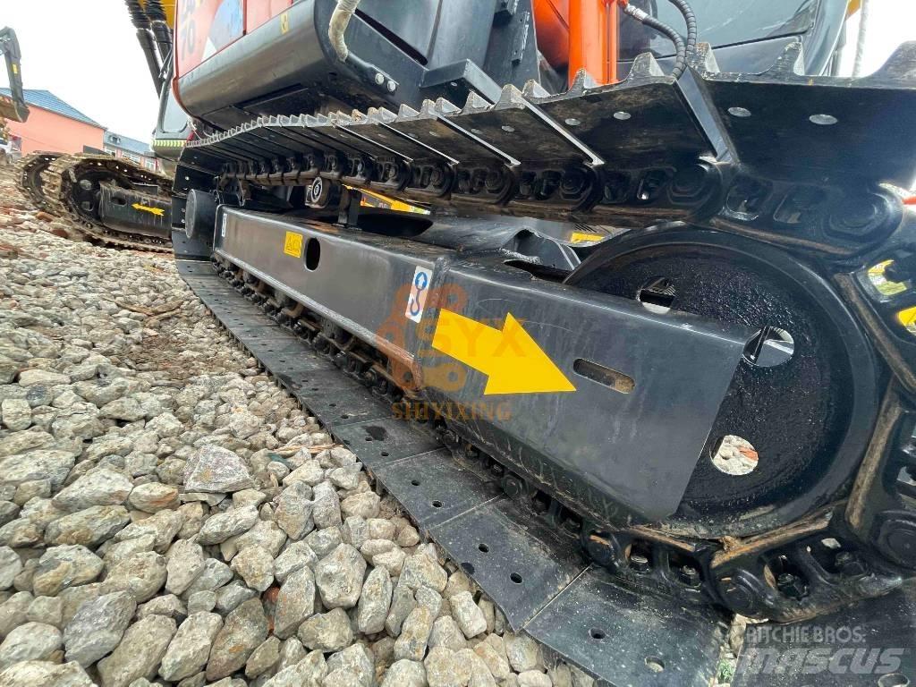 Hitachi ZX 70 Excavatoare 7t - 12t