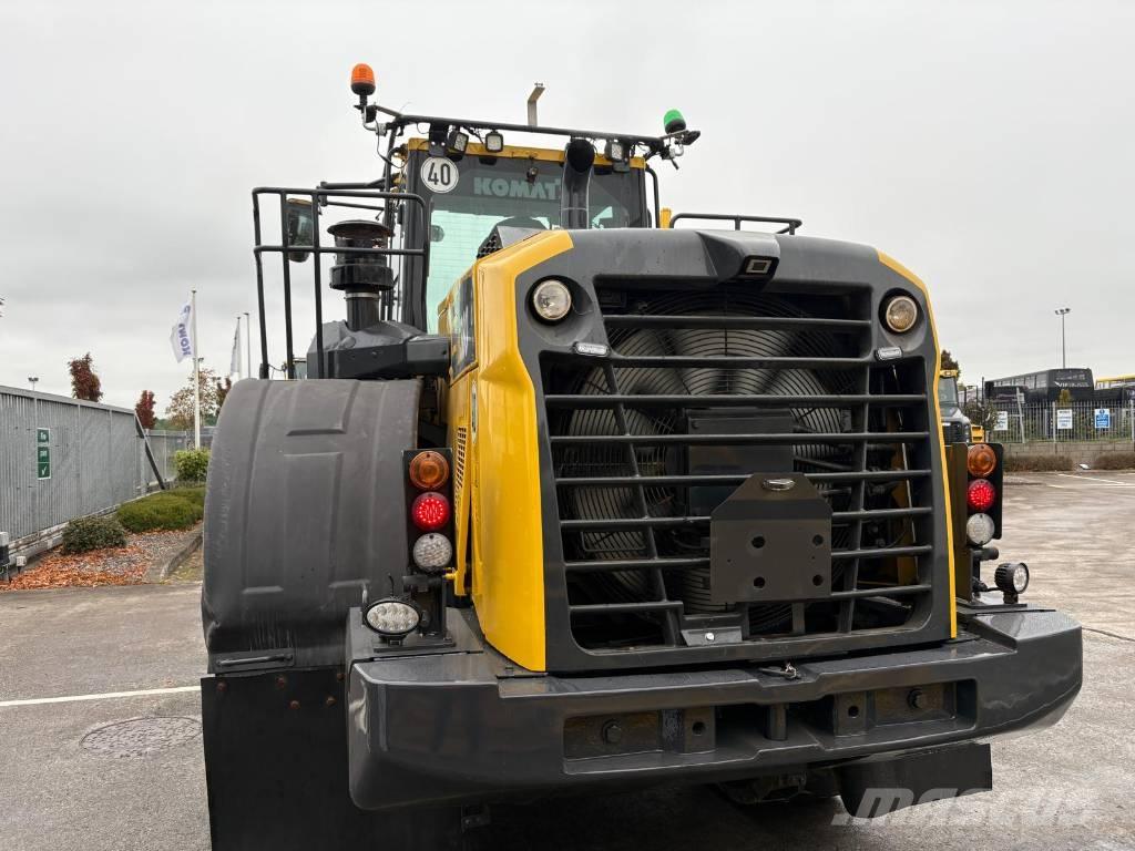 Komatsu WA380-8 Incarcator pe pneuri