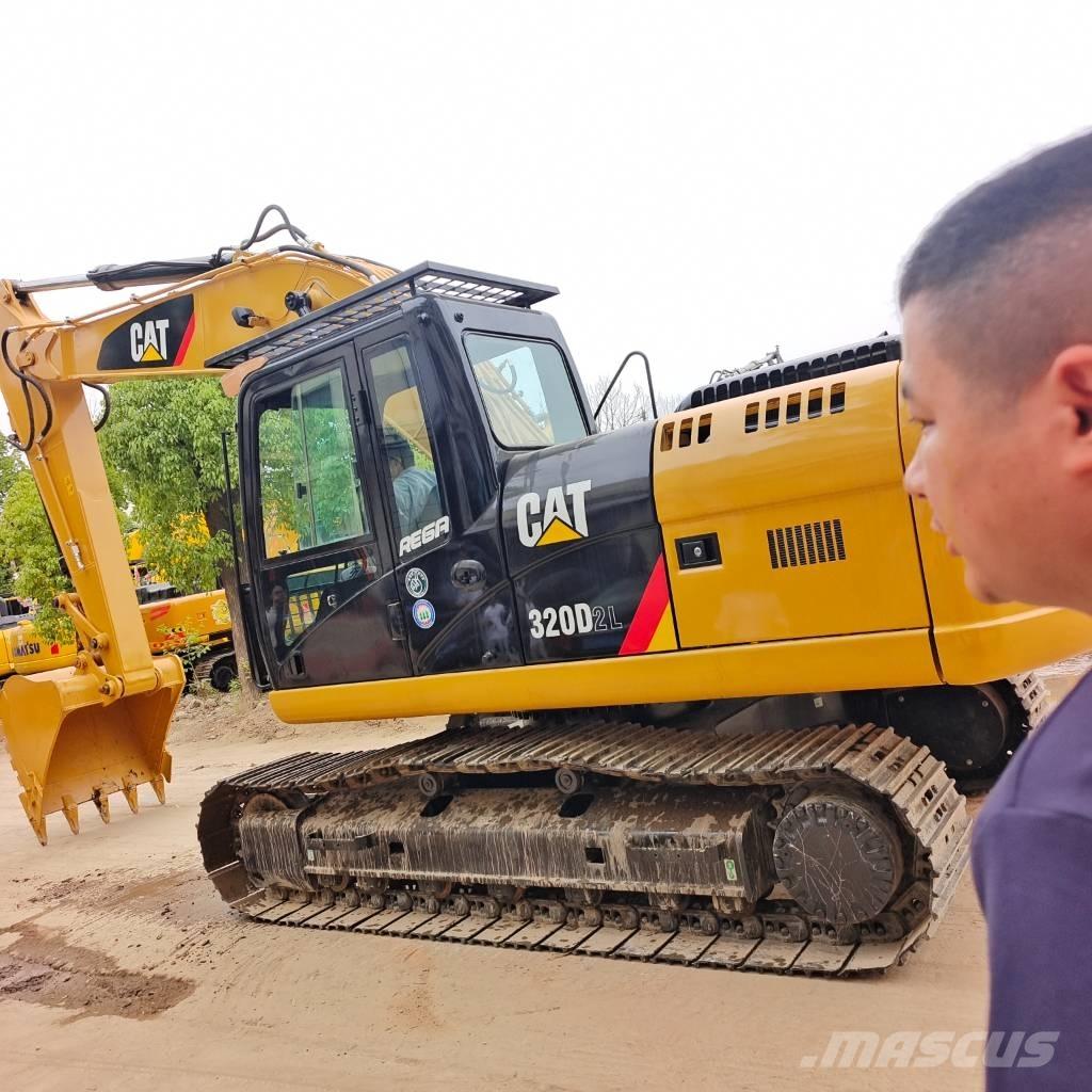 CAT 320 D Excavatoare pe șenile
