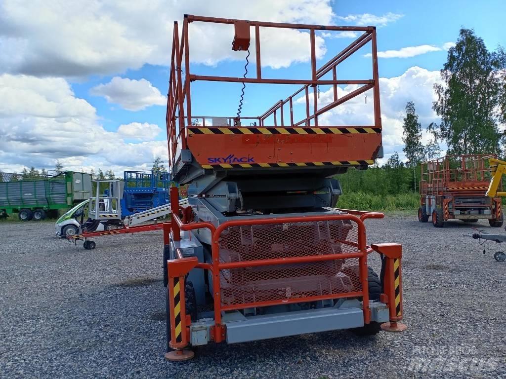 SkyJack SJ 9250 Platforme foarfeca