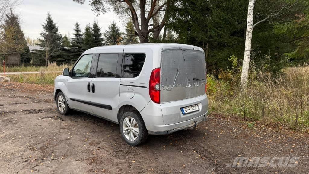 Opel Combo Masini
