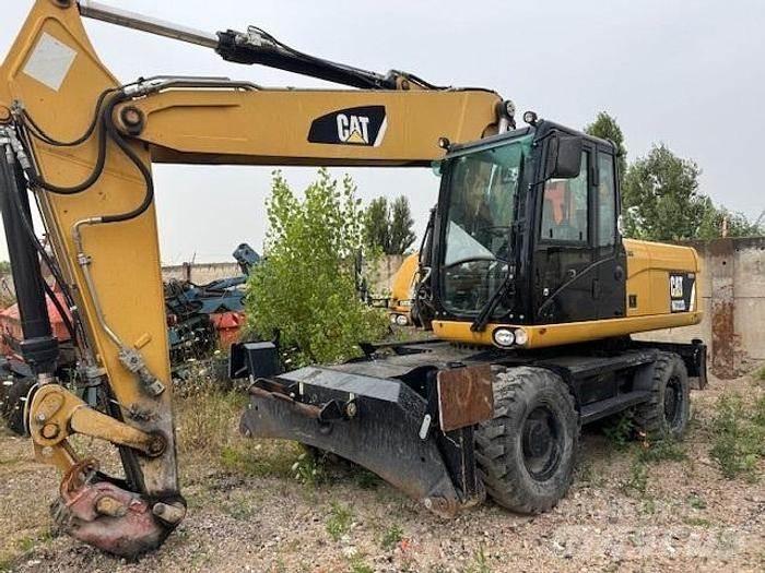 CAT M 322 D Excavatoare cu roti