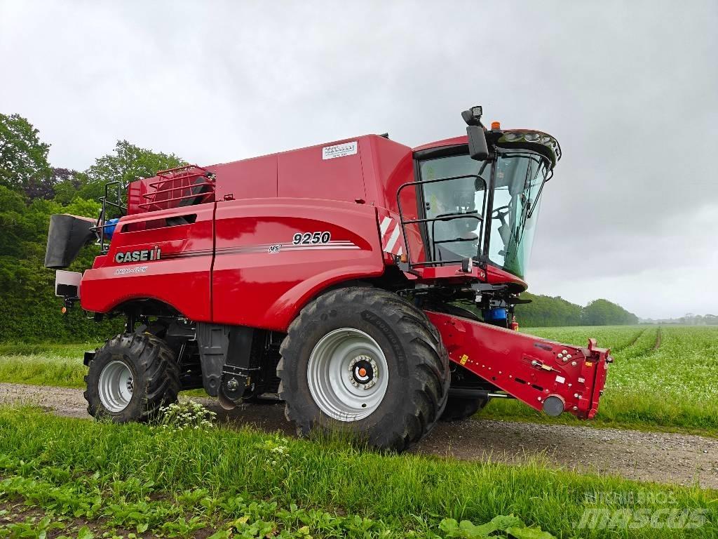 Case IH 9250 Combine de secerat