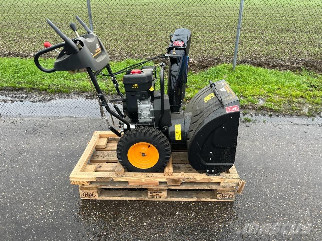 McCulloch PM55 | 2012 Utilaje întreţinere terenuri - Altele